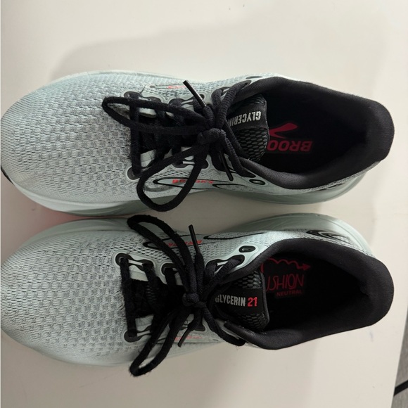Brooks glycerin 21 Women's Gray and Black Running Shoes - Picture 9 of 10